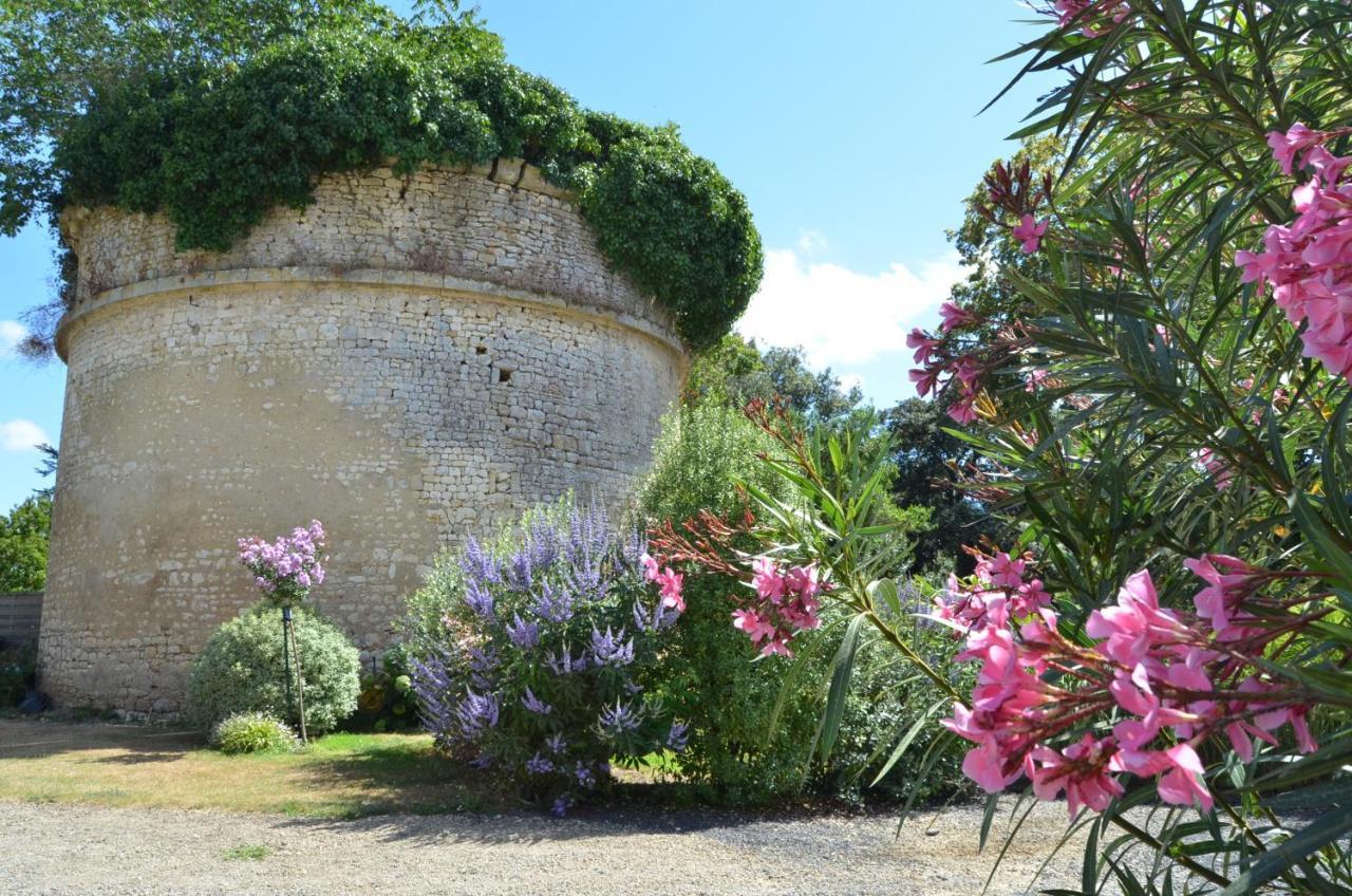 Gite de St Hilaire Soubise Buitenkant foto